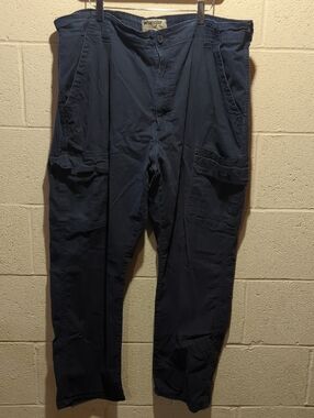 Wrangler Men's Black Cargo Pants with Utility Pockets